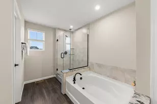 2220 Weatherbee Ln, Naperville, IL 60563 - Photo 15