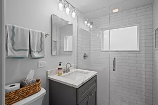 914 N Kennicott Ave, Arlington Heights, IL 60004 - Photo 23