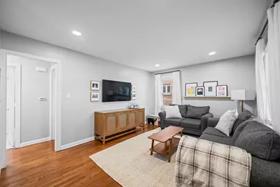 914 N Kennicott Avenue, Arlington Heights, IL 60004 - Photo 13