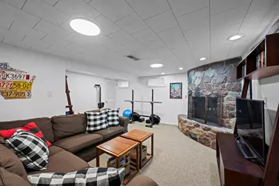 914 N Kennicott Avenue, Arlington Heights, IL 60004 - Photo 25