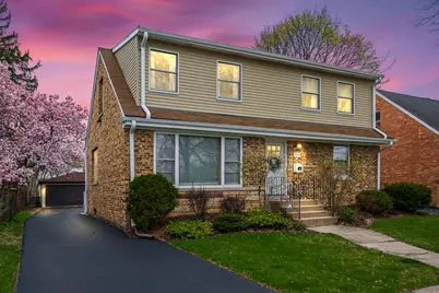 914 N Kennicott Avenue, Arlington Heights, IL 60004 - Photo 3