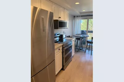 1738 Chicago Avenue #402, Evanston, IL 60201 - Photo 11