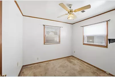 14024 S Manistee Avenue, Burnham, IL 60633 - Photo 7