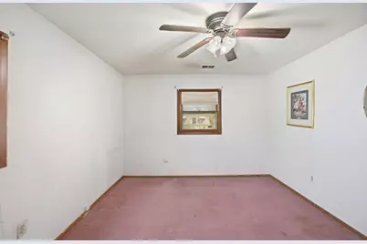 14024 S Manistee Avenue, Burnham, IL 60633 - Photo 5