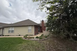 229 Steeplechase Cir, Bourbonnais, IL 60914 - Photo 9