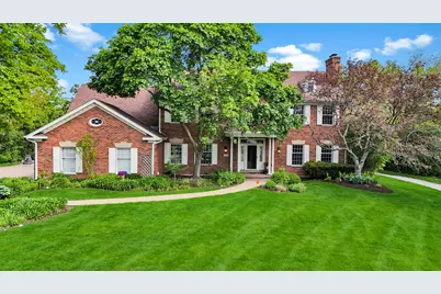 355 Trinity Lane, Oak Brook, IL 60523 - Photo 1