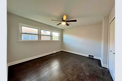 3335 W Pratt Avenue #2, Lincolnwood, IL 60712 - Photo 11