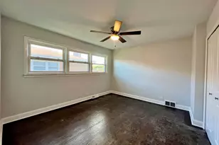 3335 W Pratt Ave, Lincolnwood, IL 60712 - Photo 11