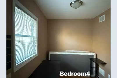 944 W 32nd Street, Chicago, IL 60608 - Photo 9