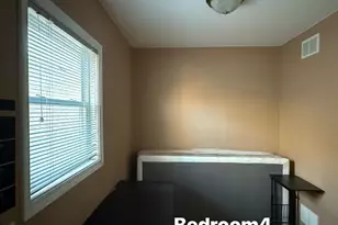 944 W 32nd St, Chicago, IL 60608 - Photo 9