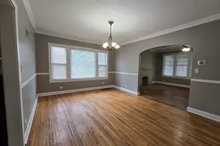 249 E Park Blvd, Villa Park, IL 60181 - Photo 7