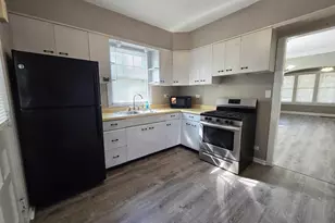 249 E Park Blvd, Villa Park, IL 60181 - Photo 15