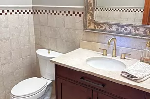 1026 Lincoln Ln, Elk Grove Village, IL 60007 - Photo 19