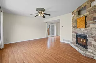 231 E Woodlawn Rd, New Lenox, IL 60451 - Photo 3