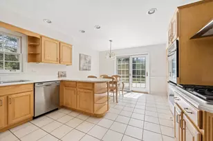 2629 Illinois Rd, Northbrook, IL 60062 - Photo 9