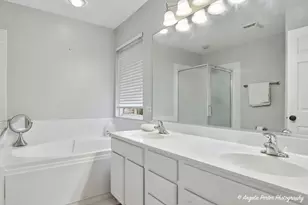 6044 Canterbury Ln, Hoffman Estates, IL 60192 - Photo 19