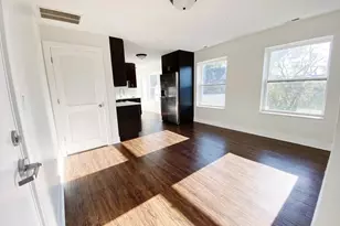 2959 N Hamlin Ave, Chicago, IL 60618 - Photo 3