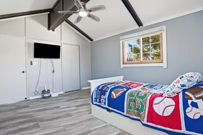 422 Pembroke Road SW, Poplar Grove, IL 61065 - Photo 17