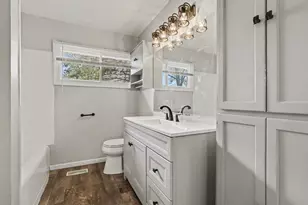 429 Natoma St, Park Forest, IL 60466 - Photo 7