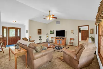 44 Hillcrest Drive, Tuscola, IL 61953 - Photo 9