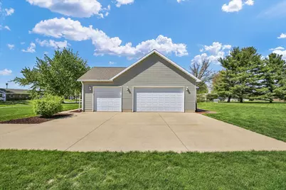 44 Hillcrest Drive, Tuscola, IL 61953 - Photo 37