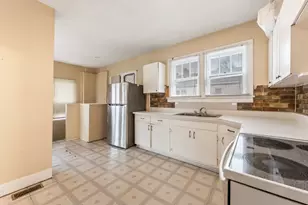 1809 Ogden Ave, Lisle, IL 60532 - Photo 9