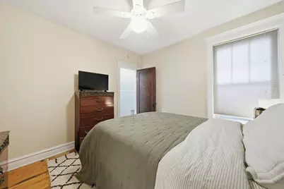 1539 W Addison Street, Chicago, IL 60613 - Photo 9