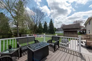 1285 N Lyle Ave, Elgin, IL 60123 - Photo 23