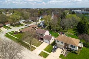 1285 N Lyle Ave, Elgin, IL 60123 - Photo 29