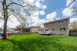 1285 N Lyle Ave, Elgin, IL 60123 - Photo 27