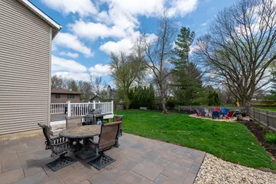 1285 N Lyle Avenue, Elgin, IL 60123 - Photo 25