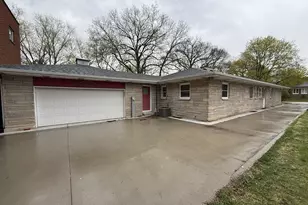 409 W Jefferson St, Morris, IL 60450 - Photo 1