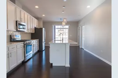 2534 Huntleigh Lane, Woodridge, IL 60517 - Photo 5