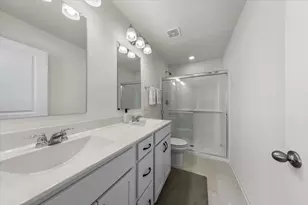 2217 Venture Dr, Schaumburg, IL 60193 - Photo 21