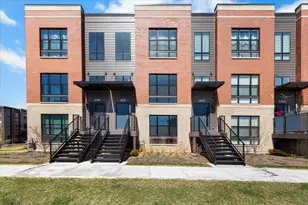 2217 Venture Dr, Schaumburg, IL 60193 - Photo 1