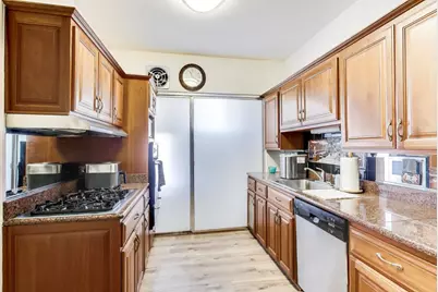 5555 S Everett Avenue #E10, Chicago, IL 60637 - Photo 9