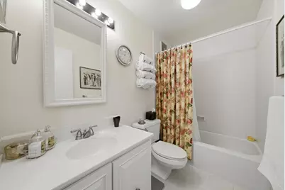2000 Saint Regis Drive #2L, Lombard, IL 60148 - Photo 15