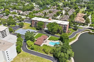 2000 St Regis Dr, Lombard, IL 60148 - Photo 25