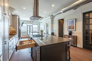 [Address not provided], Chicago, IL 60607 - Photo 5