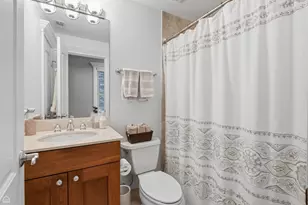 3537 N Reta Ave, Chicago, IL 60657 - Photo 15