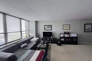 655 W Irving Park Rd, Chicago, IL 60613 - Photo 7