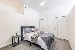 340 W Superior St, Chicago, IL 60654 - Photo 13