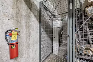 340 W Superior St, Chicago, IL 60654 - Photo 23