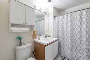 340 W Superior St, Chicago, IL 60654 - Photo 15