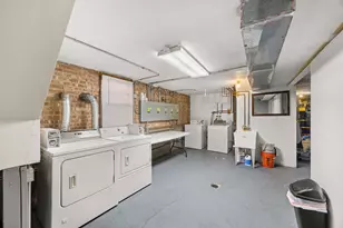 9030 Kenton Ave, Skokie, IL 60076 - Photo 29