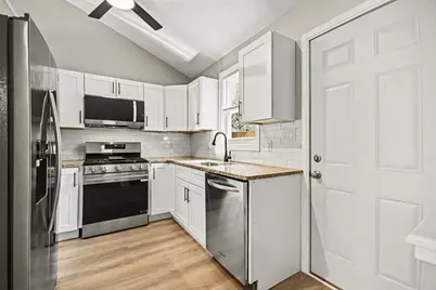 1440 S Hamilton Street #A, Lockport, IL 60441 - Photo 3