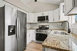 1440 S Hamilton St, Lockport, IL 60441 - Photo 7