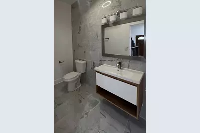 5843 S Indiana Avenue, Chicago, IL 60637 - Photo 11