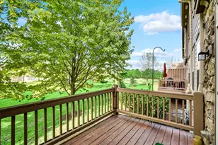 1877 Crenshaw Cir, Vernon Hills, IL 60061 - Photo 11