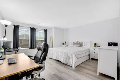 1877 Crenshaw Circle #1877, Vernon Hills, IL 60061 - Photo 9